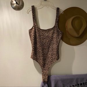 CLOSET CLEAN OUT Cheetah print bodysuit 💋